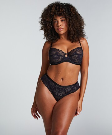 Hunkemöller - Tanga 'Sophia' en negro: frente