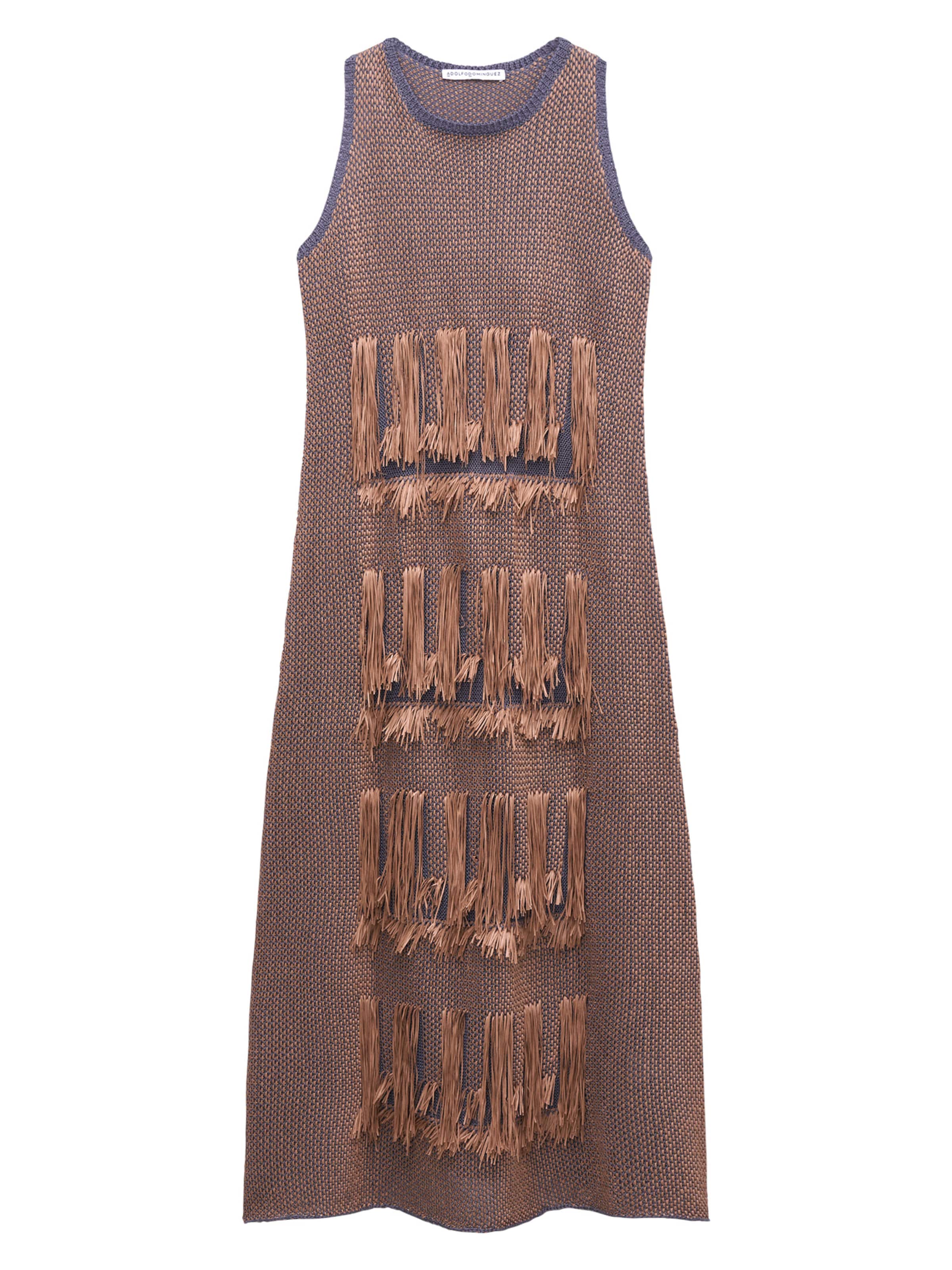 Abito di Adolfo Dominguez in marrone: frontale