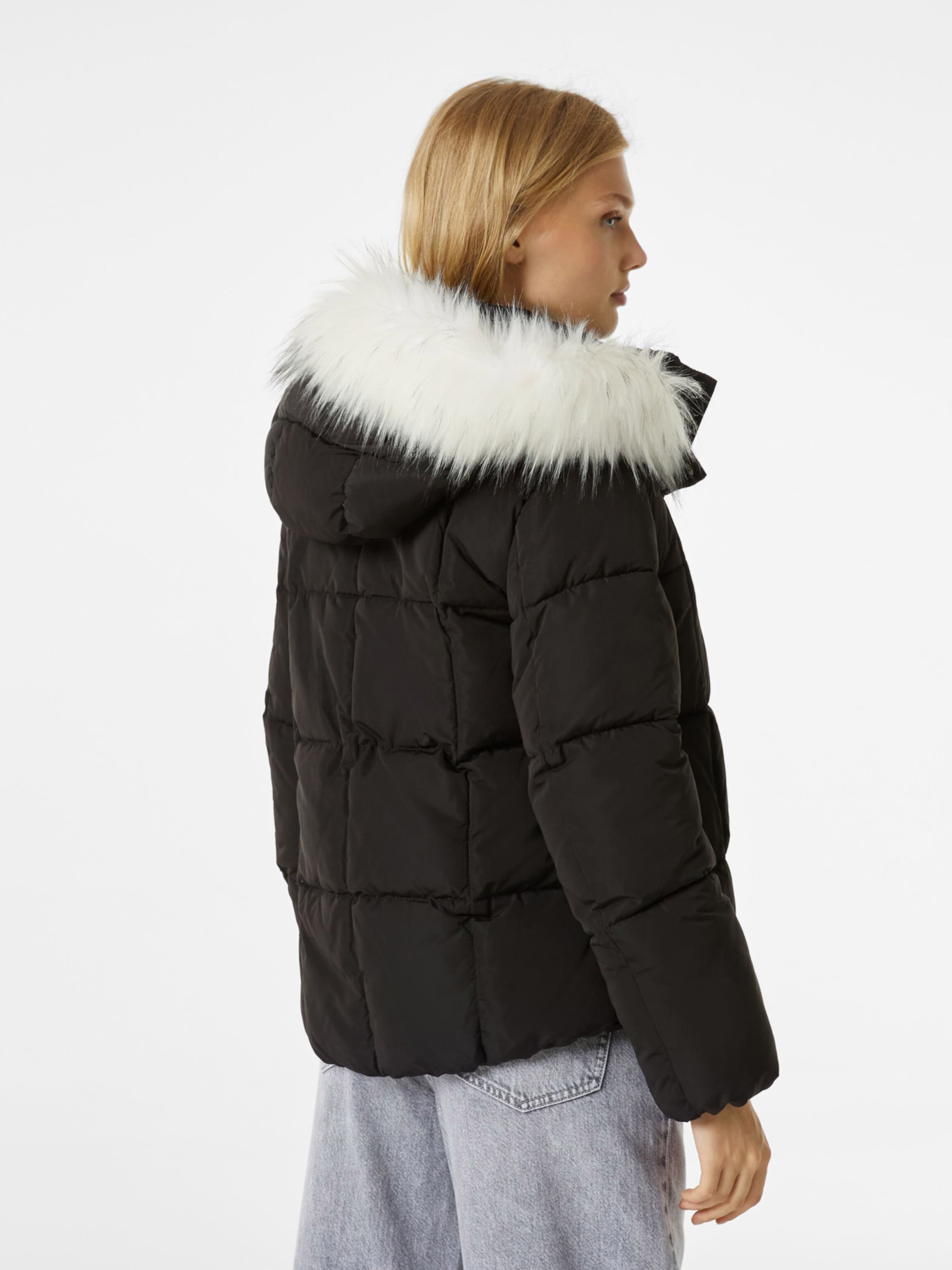 Bershka Winter jacket in Black ABOUT YOU