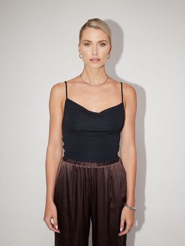 LeGer by Lena Gercke - Top 'Fiona' en negro: frente