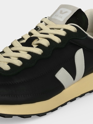 Baskets basses 'Belem' Veja en noir