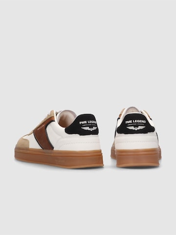 PME Legend Låg sneaker 'Hauler sneaker in leather and suede' i vit