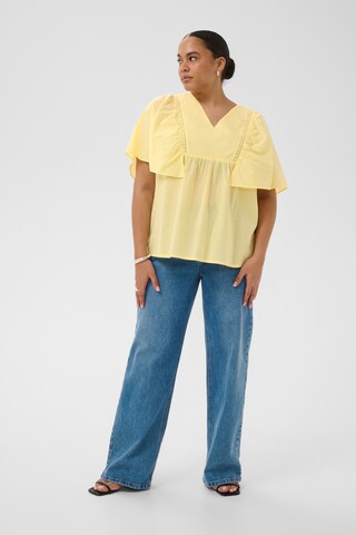 KAFFE CURVE - Blusa 'KCKarlia' em amarelo