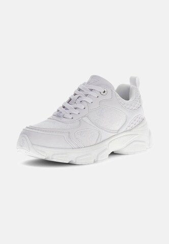Sneaker bassa 'INDYE' di GUESS in bianco