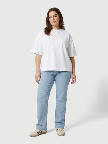 everly® Футболка в Белый