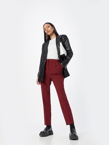 Coupe slim Pantalon à pince Warehouse en rouge