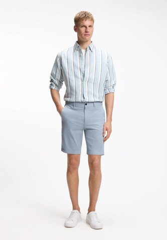 BOSS Slimfit Shorts in Blau: Vorderseite
