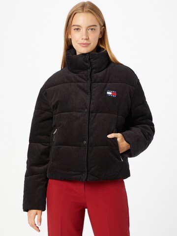 Tommy Jeans Jacke in Schwarz: predná strana