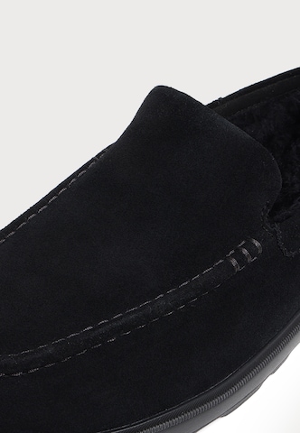 UGG - Zapatillas en negro