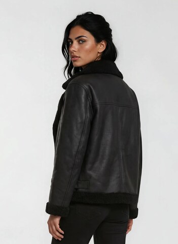 trueprodigy Between-Season Jacket 'Alma' in Black