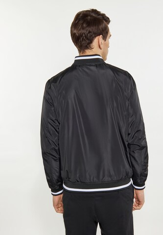 Mo ATHLSR Between-Season Jacket in Black