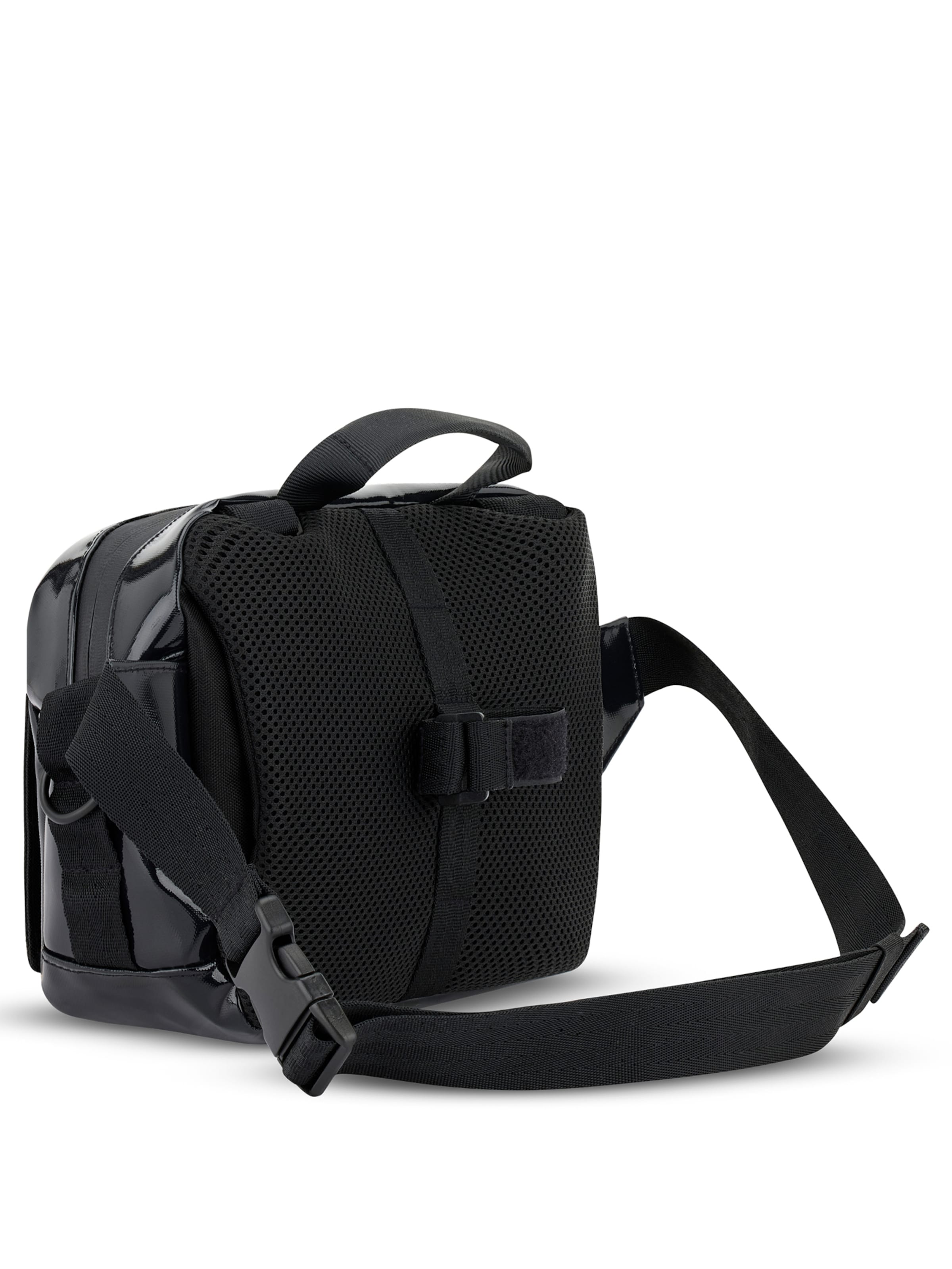 Johnny Urban Válltáska 'Nelson' - fekete