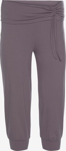 OCEAN SPORTSWEAR Workout Pants in Purple: front