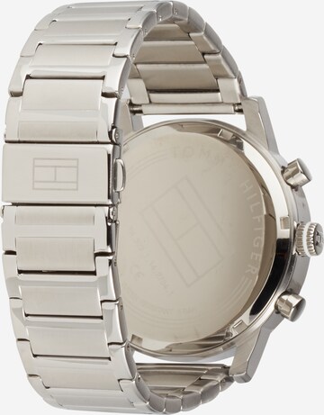 TOMMY HILFIGER Uhr in Silber