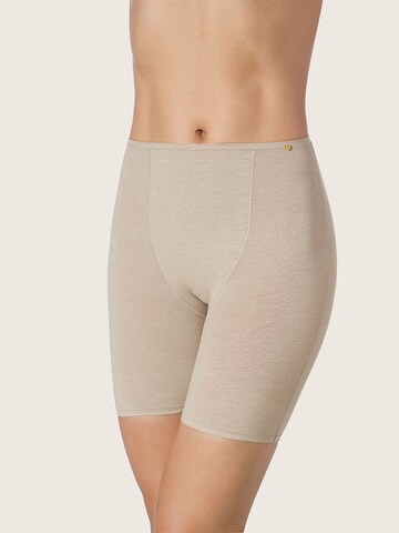 zd ZERO DEFECTS Boyshorts 'Galatea soy fiber short-leg panties' in Beige: front