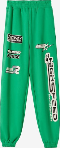 Regular Pantalon Bershka en vert : devant