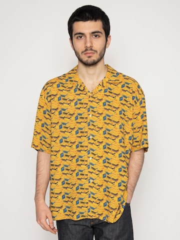 Fit confort Chemise 'Kodak Film Aloha' Brava Fabrics en jaune