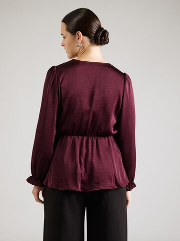 Vero Moda Curve - Blusa em vermelho