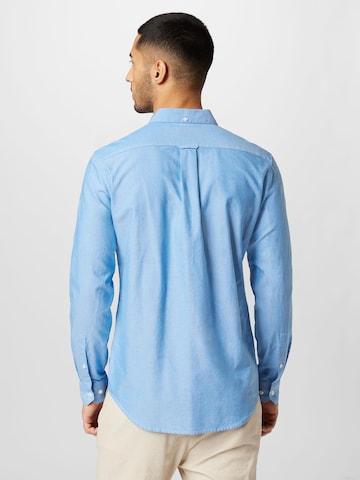 FARAH جينز مضبوط قميص 'BREWER' بلون أزرق