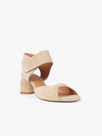 ANCAMY Hochhackige Sandalen in Beige