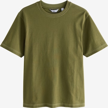 Tricou de la Next pe verde: față