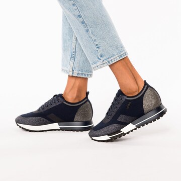 LA STRADA Sneaker in Blau