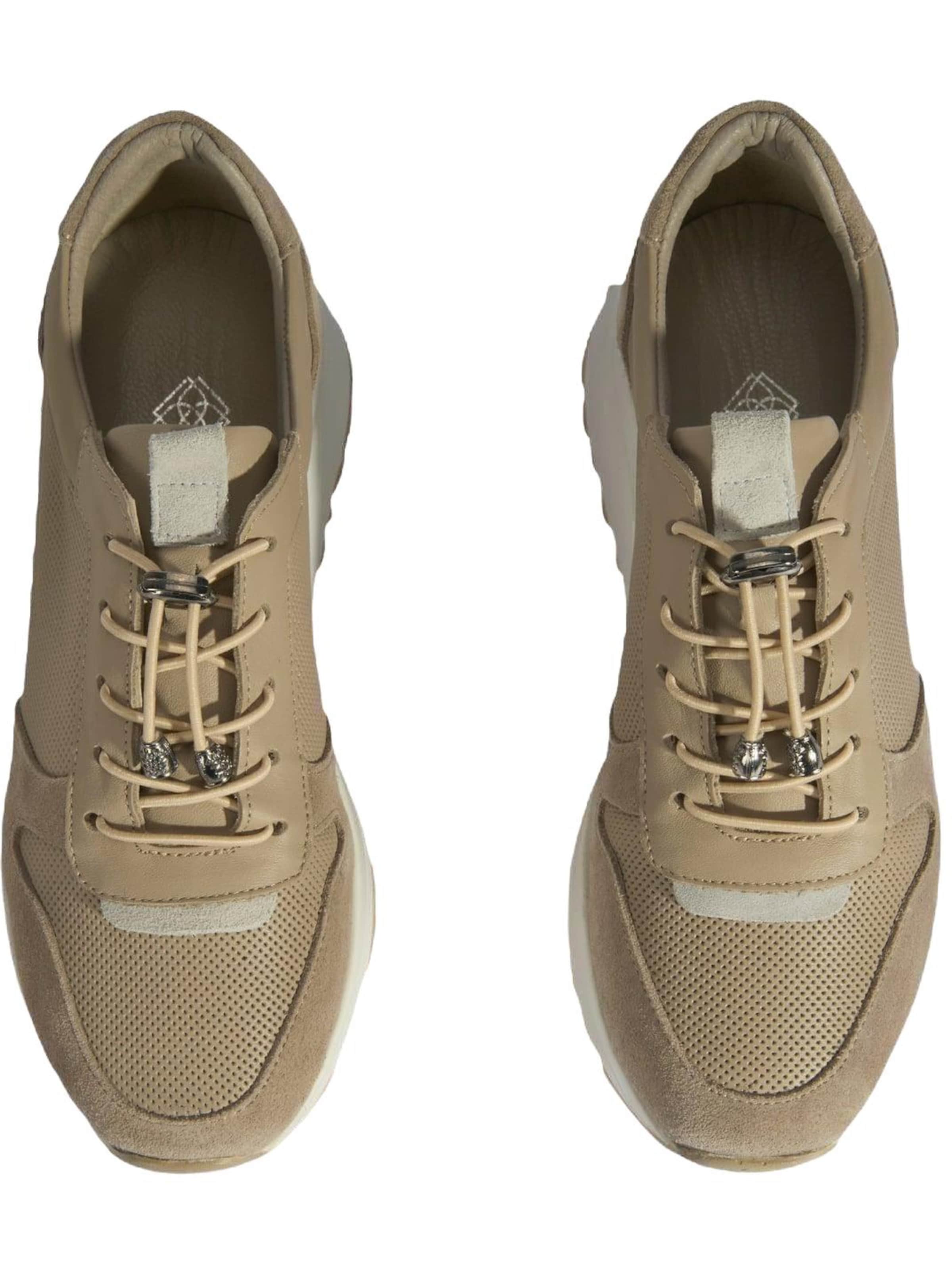 Desa Sneakers laag 'Trainer' in Bruin
