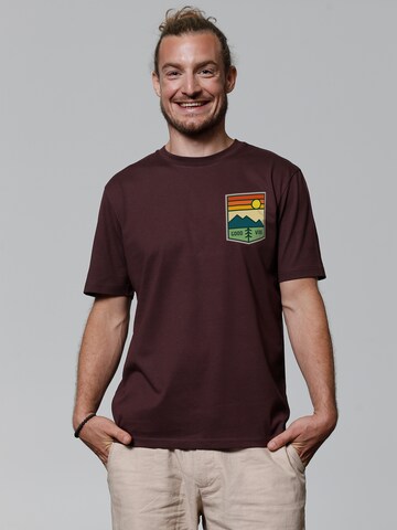 T-Shirt ' Good Vibe ' Watapparel en rouge : devant