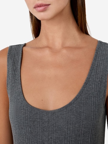 Abito da casa di ETAM in grigio