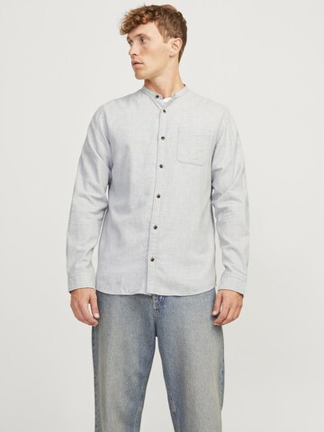Coupe regular Chemise 'JJEBand' JACK & JONES en gris : devant