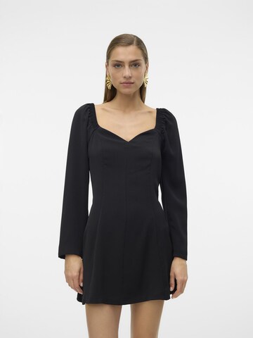 Robe 'Emilie' VERO MODA en noir : devant