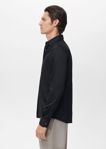 MANGO MAN Regular fit Button Up Shirt 'Adana' in Black
