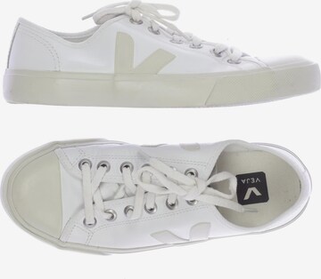 Veja Sneakers & Trainers in 40 in White: front