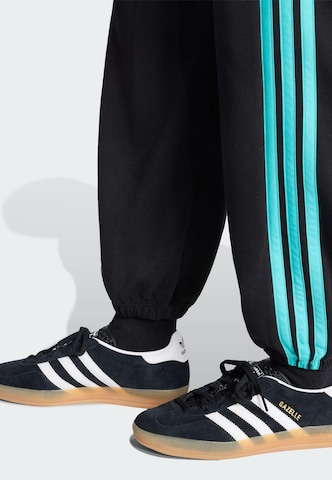 ADIDAS PERFORMANCE Tapered Sportbroek 'Mercedes-AMG Petronas Formula 1 Team DNA' in Zwart