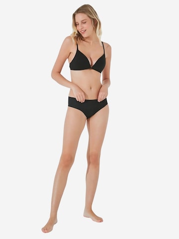 Panty di Penti in nero