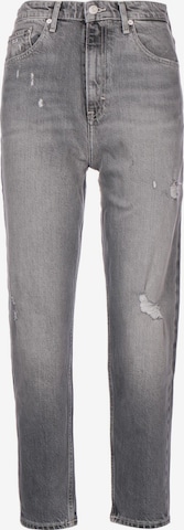 Tommy Jeans Tapered Jeans in Grey: front