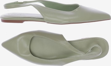 Asos Flats & Loafers in 38 in Green: front