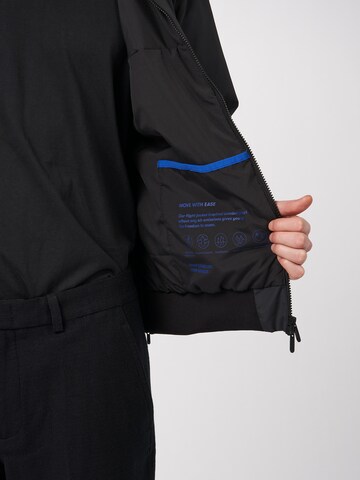 pinqponq Performance Jacket in Black