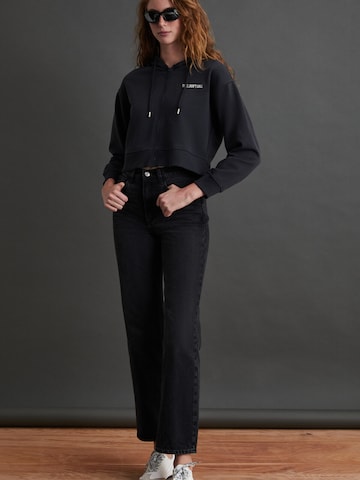 Grimelange - Sudadera con cremallera en gris