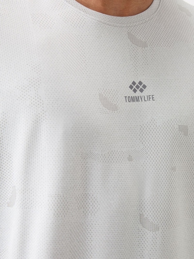 Tommy Life Performance shirt in L in Off white, Item view