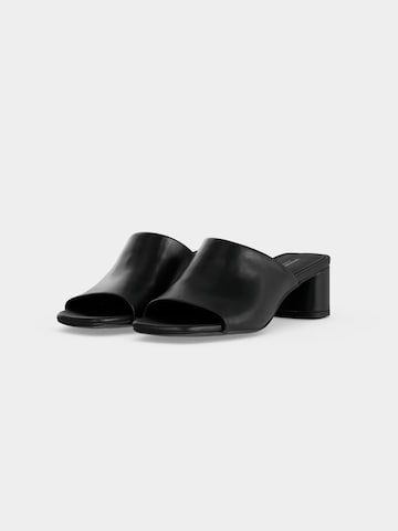 VAGABOND SHOEMAKERS Muiltjes 'PIPER' in Zwart