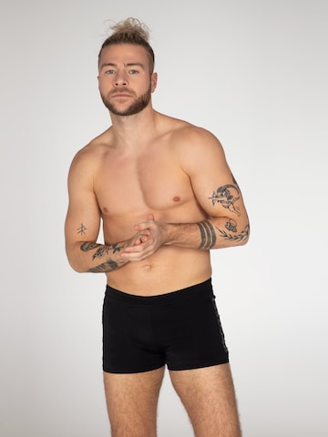 PROTEST Badehose 'CARSTEN'‌‌‌‌‌‌‌‌‌‌ in Schwarz