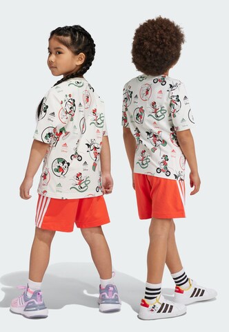 ADIDAS SPORTSWEAR Trainingspak 'Adidas x Disney Mickey Mouse' in Oranje