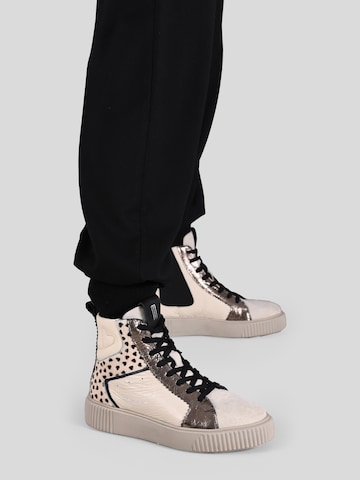 Baskets hautes 'Nima' Crickit en beige