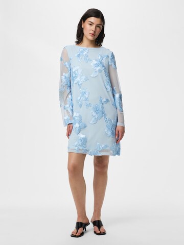 Rochie 'PCEVA' de la PIECES pe albastru