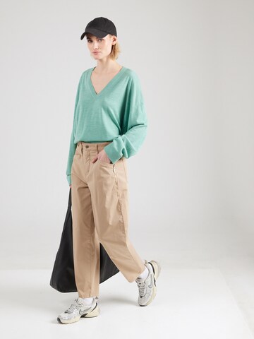 Pull-over & Other Stories en vert