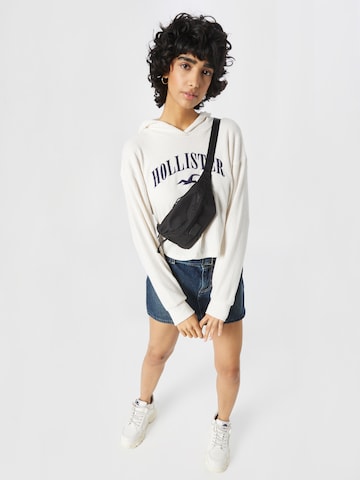 HOLLISTER Sweatshirt in Beige