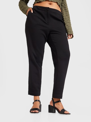 Vero Moda Curve Slimfit Hose 'VMJulia' in Schwarz: Vorderseite