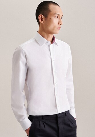 Coupe slim Chemise business SEIDENSTICKER en blanc : devant