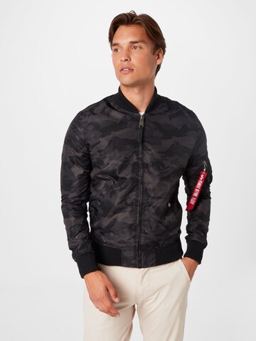 ALPHA INDUSTRIES Tussenjas in Zwart: voorkant